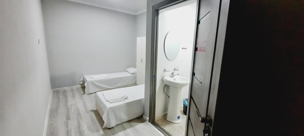 Vip Hostel Turkistan 外观 照片